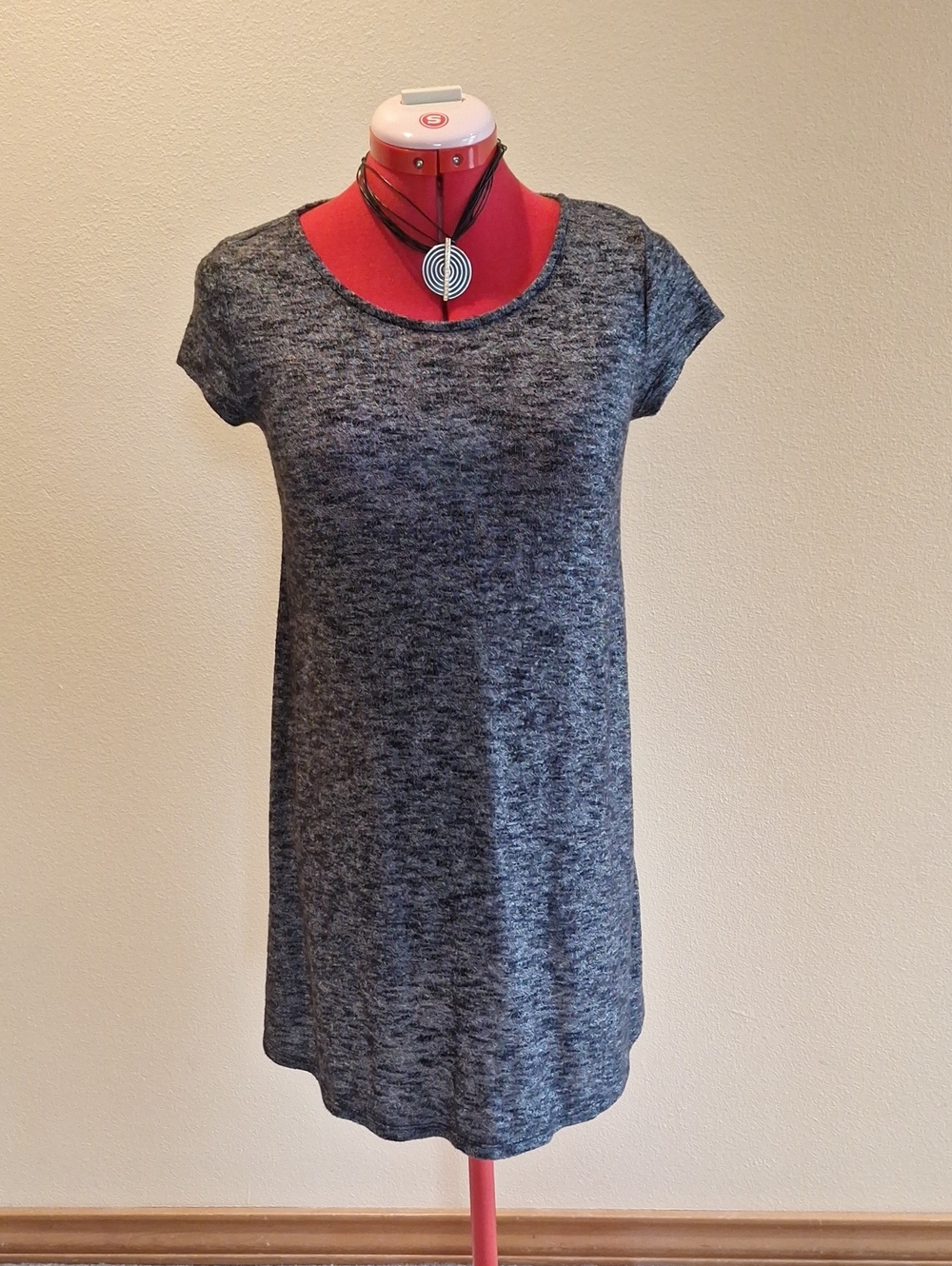 Mossimo Supply Co. Heathered Gray Short Sleeve Knit Tunic